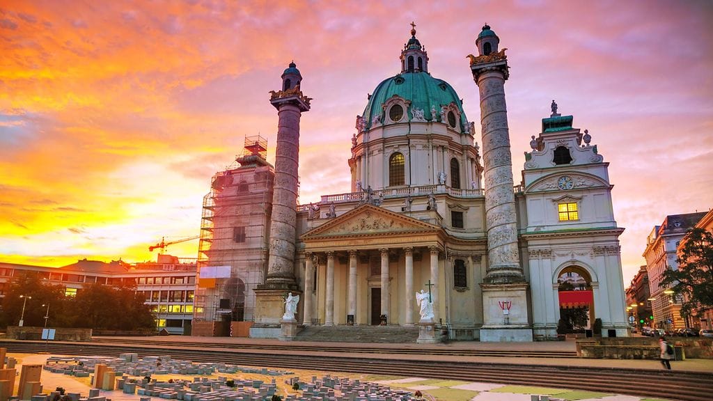 Karlskirche-kirkko Wienissä, Itavallassa.