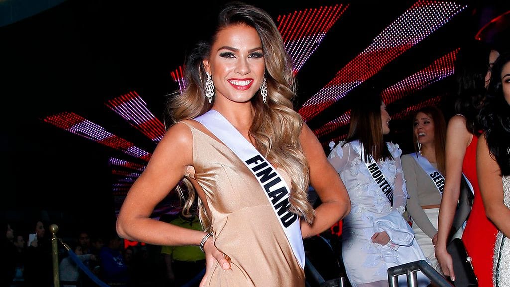 Rosa-Maria Ryyti luopuu missikruunusta keväällä, kun uusi Miss Suomi valitaan.