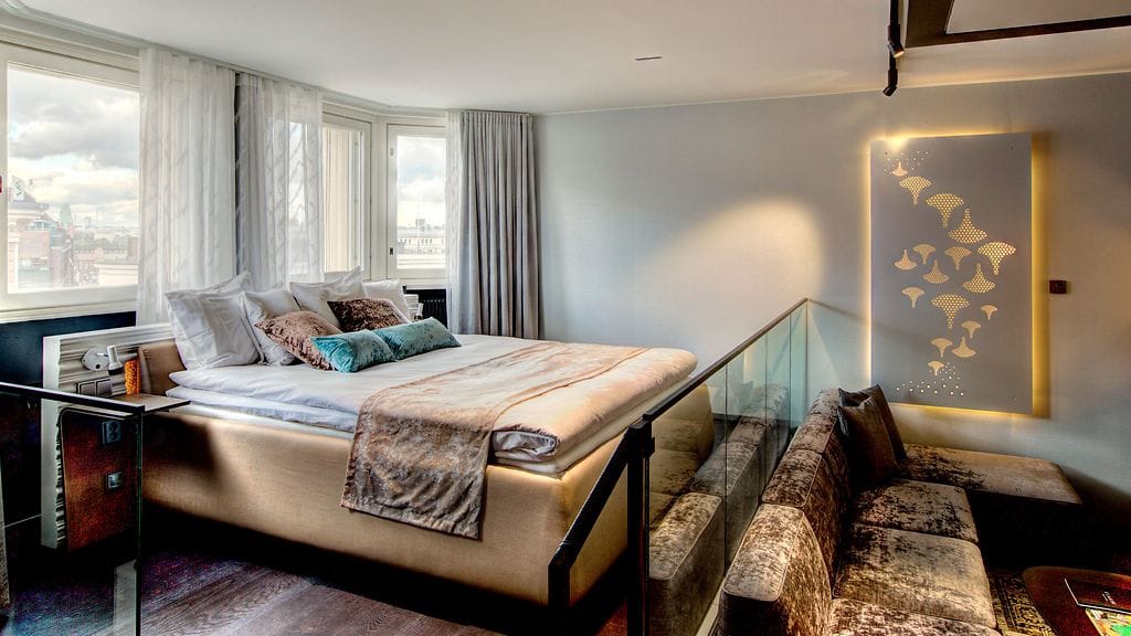 Klaus K:ssa on hulppea tunnelma.