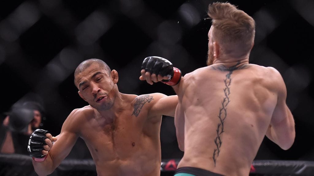 Aldo ja McGregor titteliottelussa joulukuussa 2015