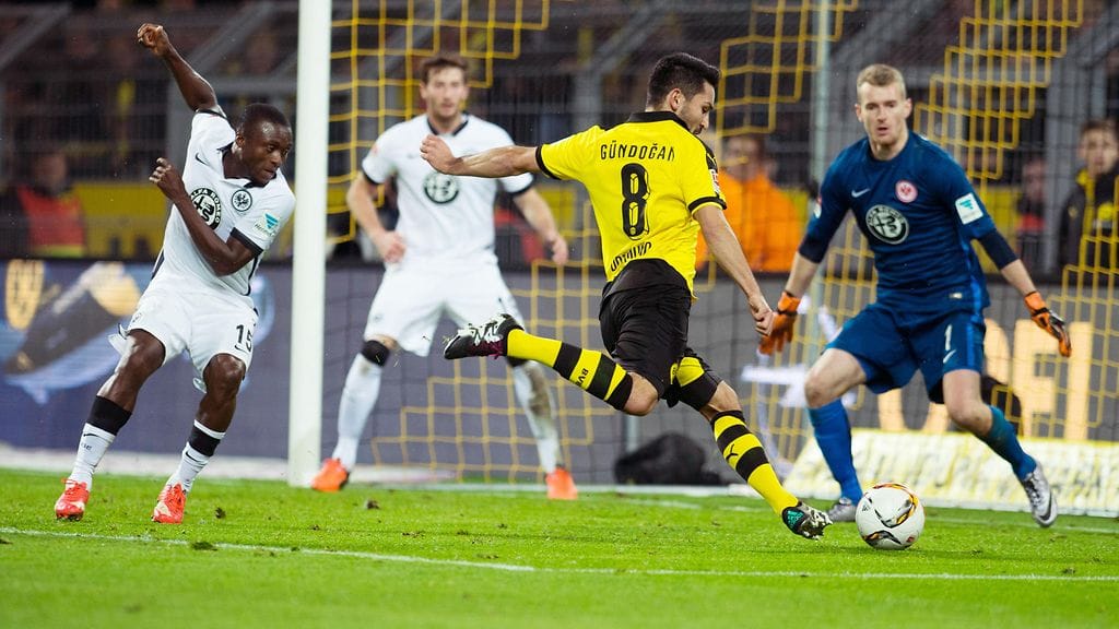 Lukas Hradeckylla oli hikinen ilta Dortmundissa.