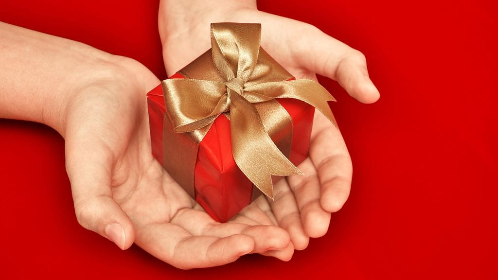 Jokaisen meistä tulisi ottaa mallia tästä hyväsydämisestä ruotsalaispojasta.