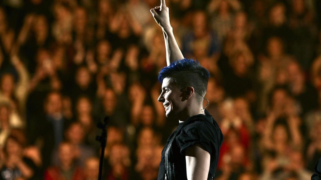 Antti Tuisku Vain elämää -konsertissa 12.12.2015.