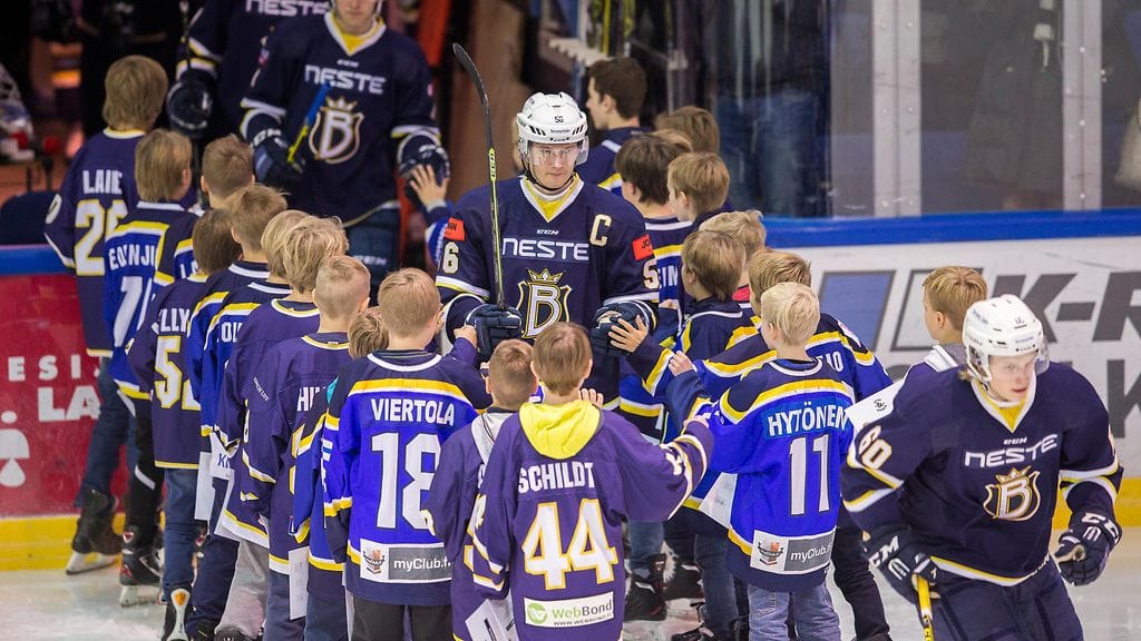 Bluesin tavoitteena on rakentaa joukkueesta Espoon ylpeys omien junioreiden avulla.