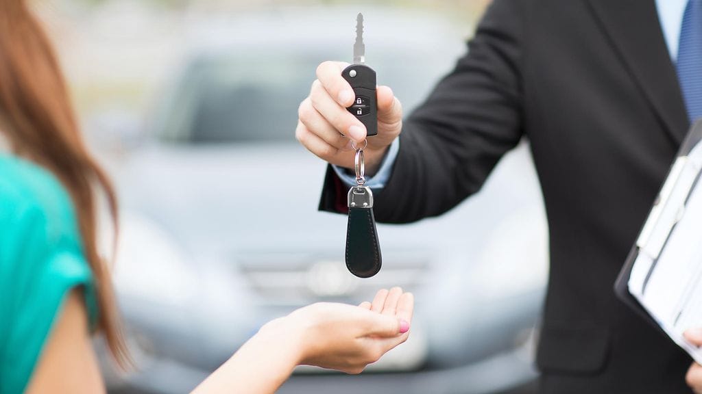 Auto on yhä harvemmin nuoren haaveissa.