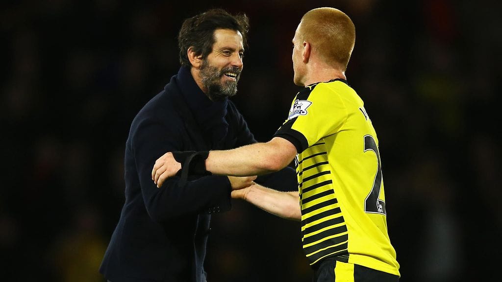 Quique Sanchez Flores (vas.) on luotsannut Watfordin lentoon.