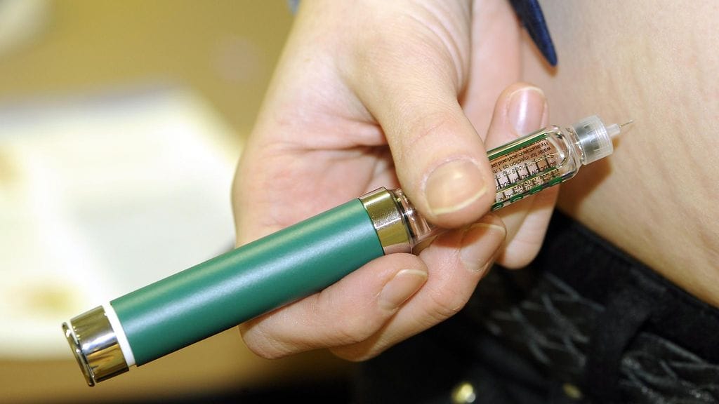 Insuliinin kanssa matkustavan on tärkeää muistaa lääkkeen säilytys. Insuliini ei kestä pakkasta tai yli 30 asteen kuumuutta.