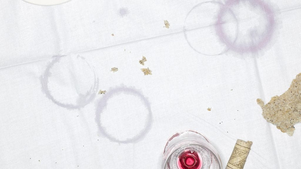 Puhdista tahrat nopeasti!