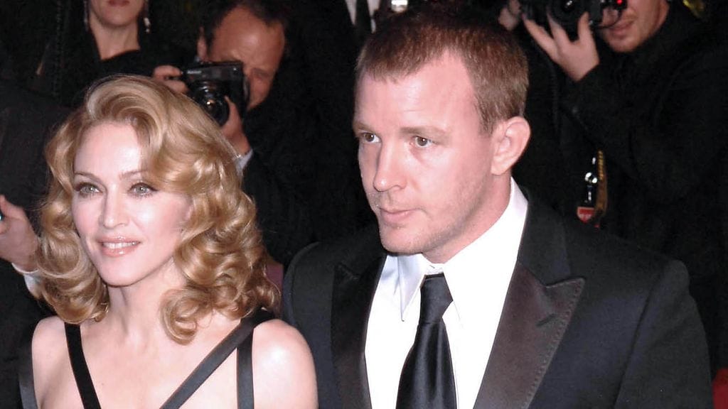 Madonna ja Guy Ritchie taistelivat siitä, kumpi saa pojan luokseen jouluksi.