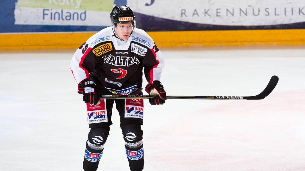 JYPin Markus Nenosen survoma maali herätti keskustelua.