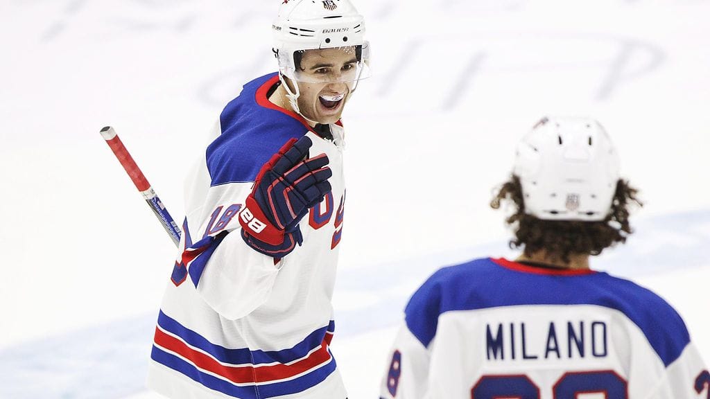 Colin White viimeisteli USA:n 1-1-tasoitusmaalin.