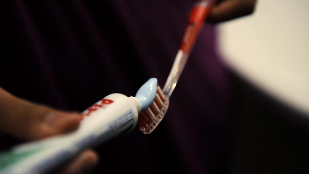 Hammastahnan käytössä ei tarvitse liioitella.