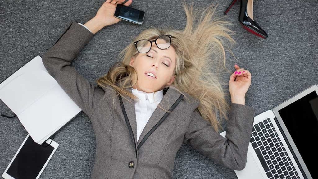 Puolet suomalaisista kaipaisi enemmän lomaa.