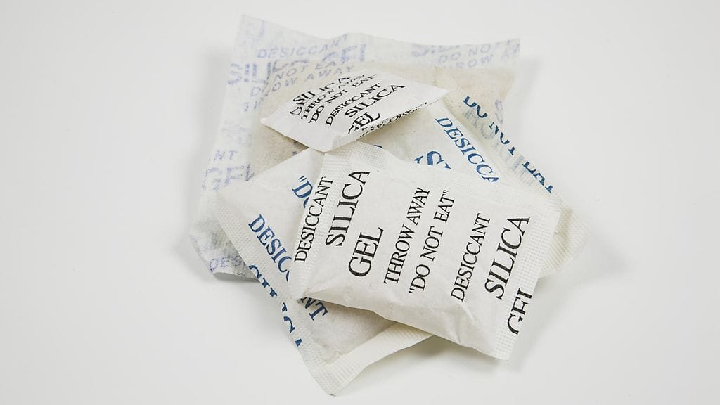 Silica-pussit käsketään heittämään pois aineen myrkyllisyyden takia.