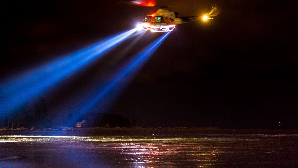Pelastuslaitos etsi jäihin pudonnutta Kotkassa.