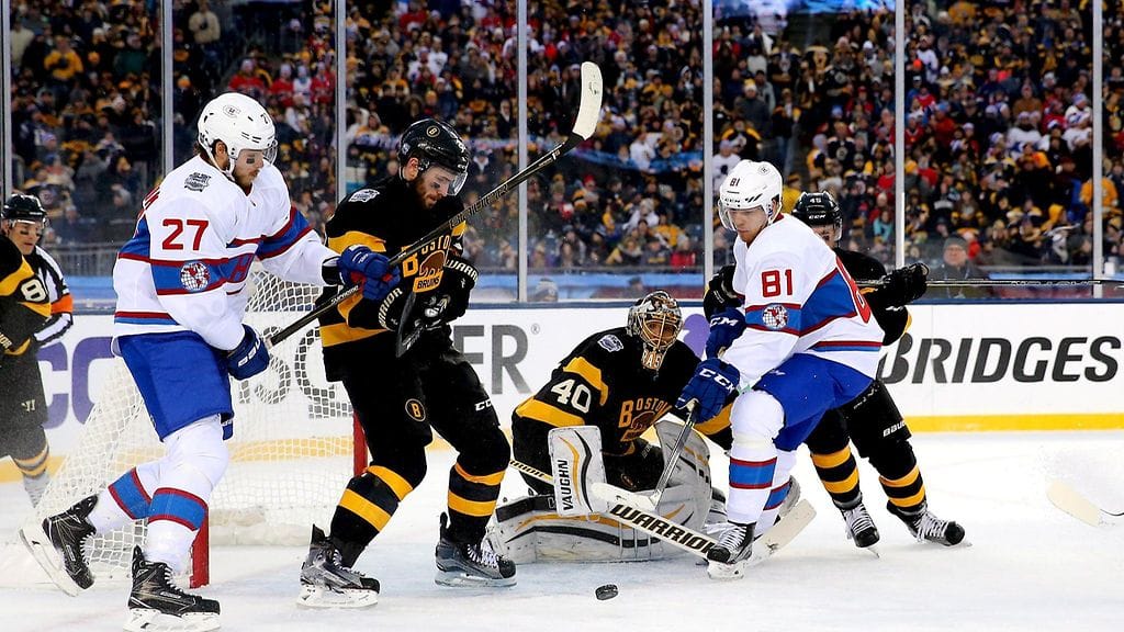 Montrealin Lars Eller (numero 81) yritti yllättää Tuukka Raskin.