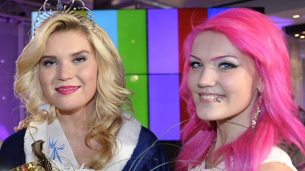 Bea (vas.) ja Anni-Sofia Toivonen.