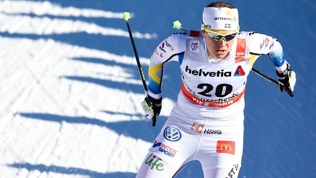 Ida Ingemarsdotter on Tourin kokonaistilanteessa sijalla 13 yli neljän ja puolen minuutin päässä kärjestä.