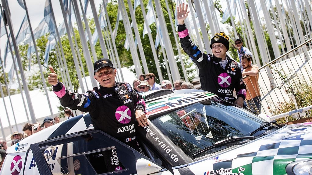 Mikko Hirvonen (oik.) ja kartturi Michel Perin.