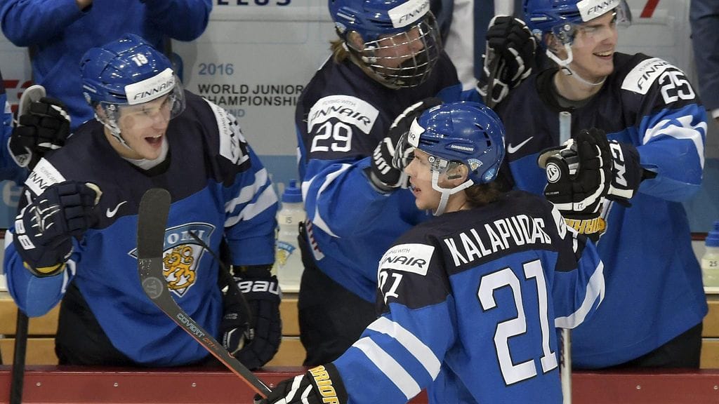 Antti Kalapudas tälläsi Suomen voittomaalin.