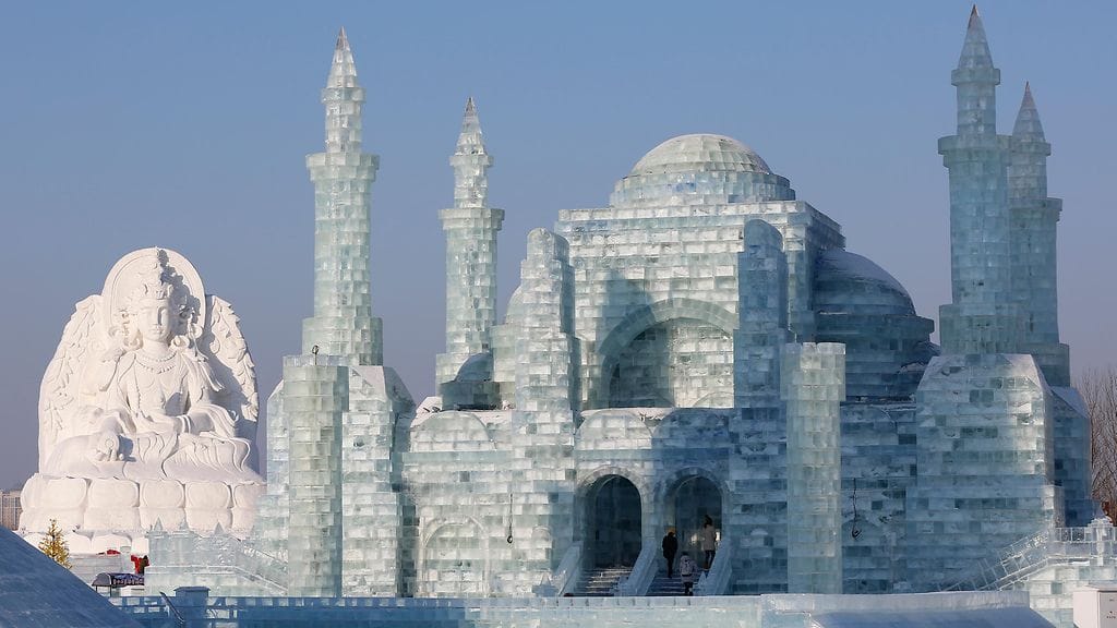 kiina jääfestivaali jääveistos (1)