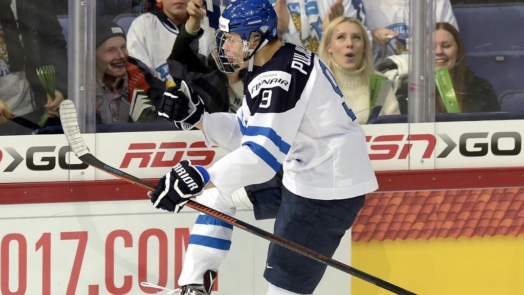 Jesse Puljujärvi nuorten MM-kisoissa vuodenvaihteessa.