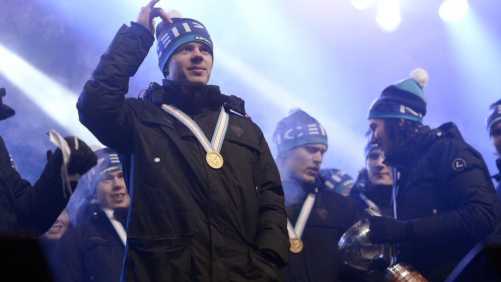 Kasperi Kapanen ja kumppanit eivät löytäneet alastomia juhlijoita.