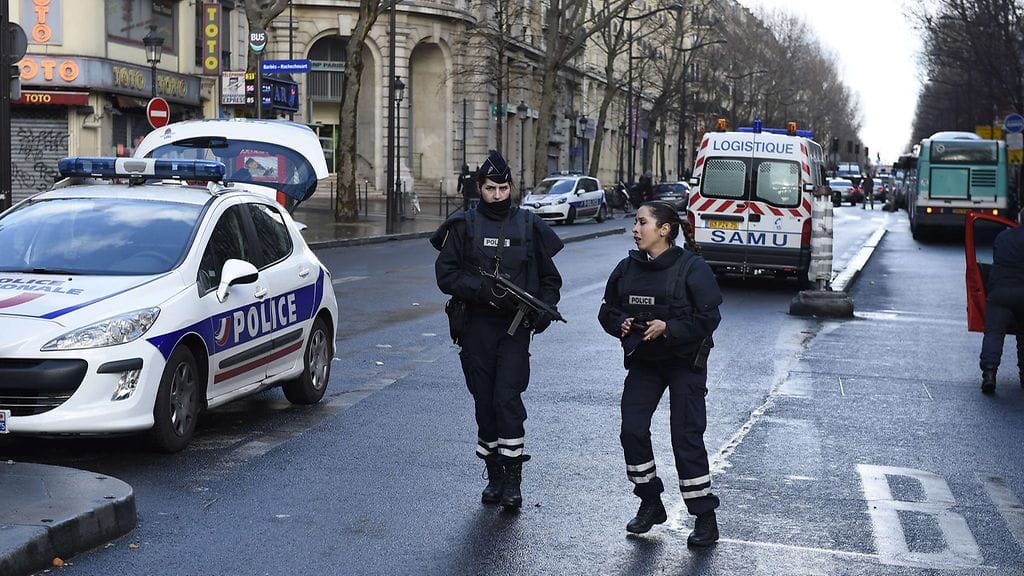 Viimeaikaiset terroristiteot ovat kiihdyttäneet asetelmia Ranskan presidentinvaaleissa.