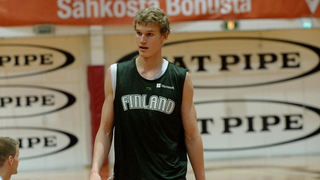 Lauri Markkanen, 2015
