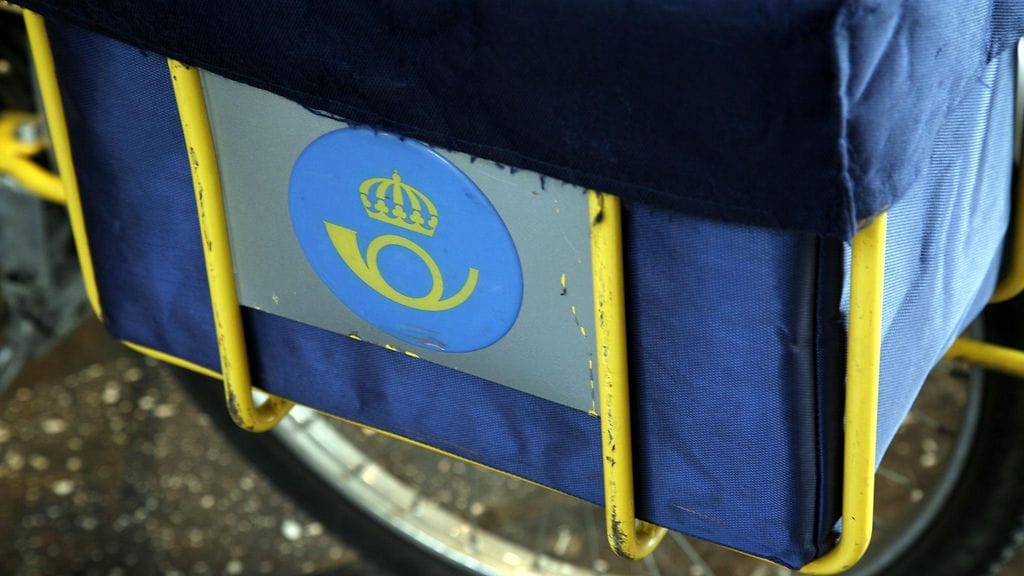 Ruotsalainen postikone on kadonnut Ruotsin ja Norjan rajalla vuoristossa viime yönä. Asiasta kertoo sanomalehti Aftonbladet.