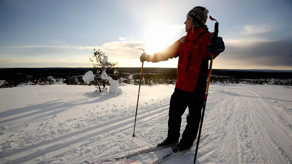 Ulkovaatteiden alla kannattaa olla kylmässä jotakin villaista. Kuvituskuva.