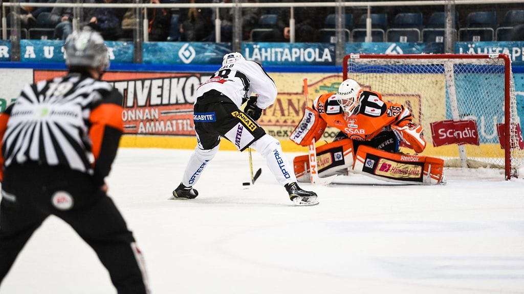 Julius Vähätalo läpiajossa, TPS