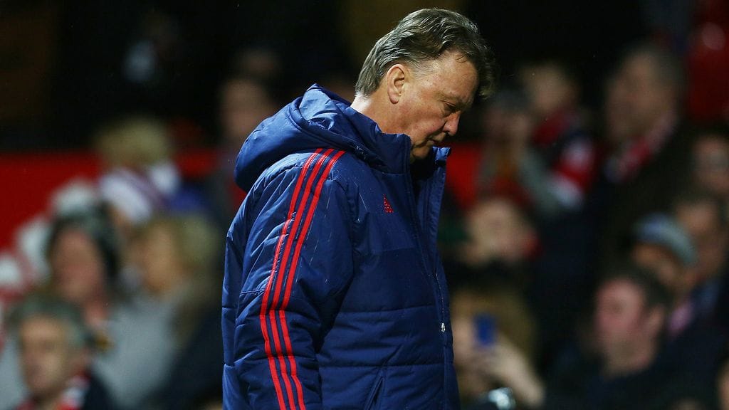 Louis van Gaalin ManU-pesti on edelleen uhattuna.