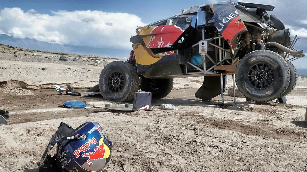 Sebastian Loebin auto koki kovia kahdeksannella etapilla.