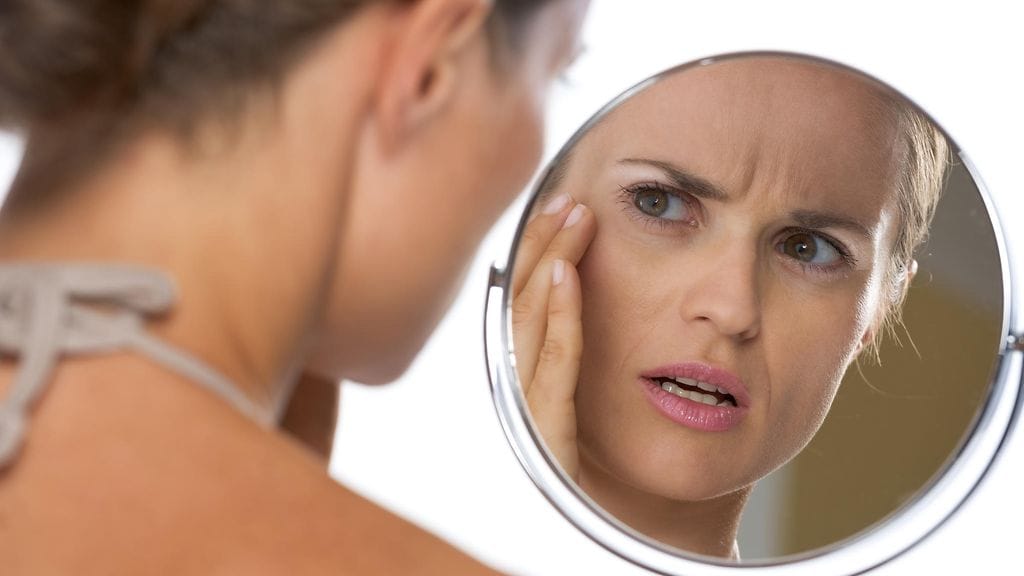 Jos peilikuva ei miellytä, kiinnitä kalliiden voiteiden sijaan huomiota arkiaskareisiisi.