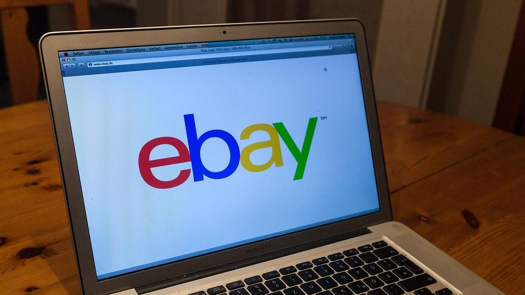 eBay on suosittu huutokauppapalvelu netissä.