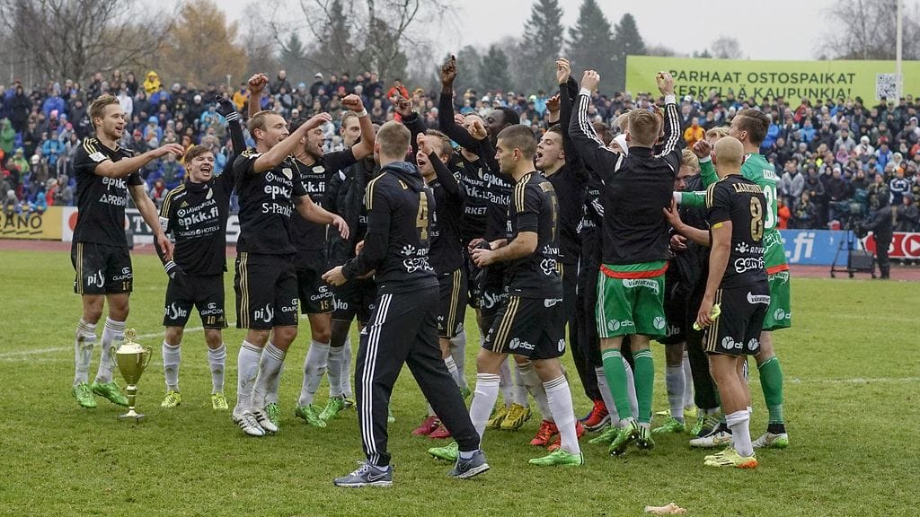 Suomen mestaruutta puolustava SJK kohtaa kauden avauspäivänä Interin, hopeamitaliasti RoPS saa vastaansa nousijajoukkue PK-35:n, ja pronssimitalisti HJK isännöi IFK Mariehamnia.