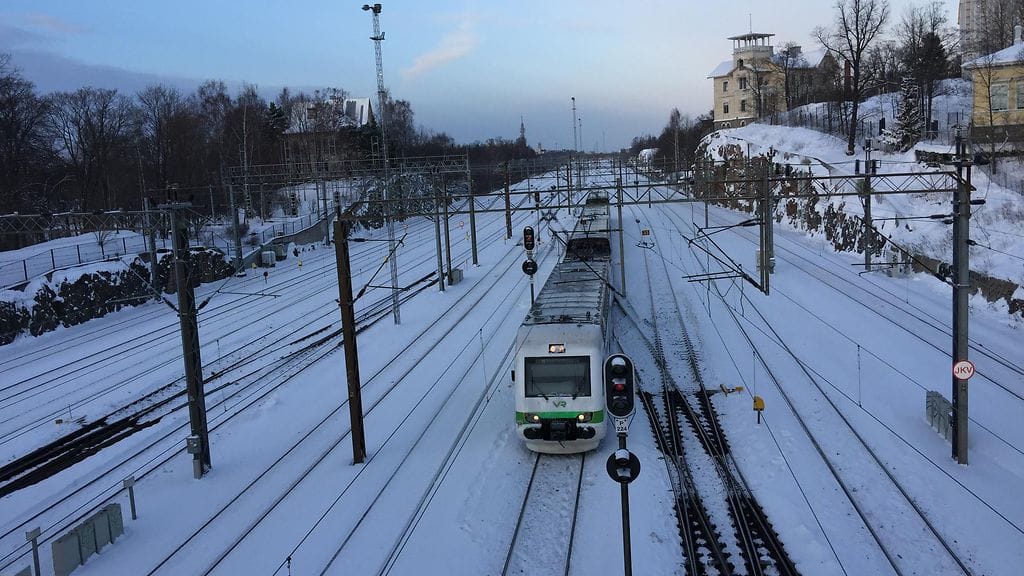 VR:llä on tällä hetkellä sopimus, joka antaa yhtiölle yksinoikeuden henkilöraideliikenteeseen vuoteen 2024 saakka.
