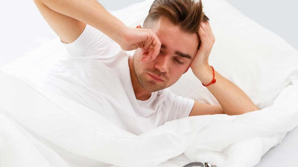 Huono petihygienia voi aiheuttaa silmien rähmimistä.