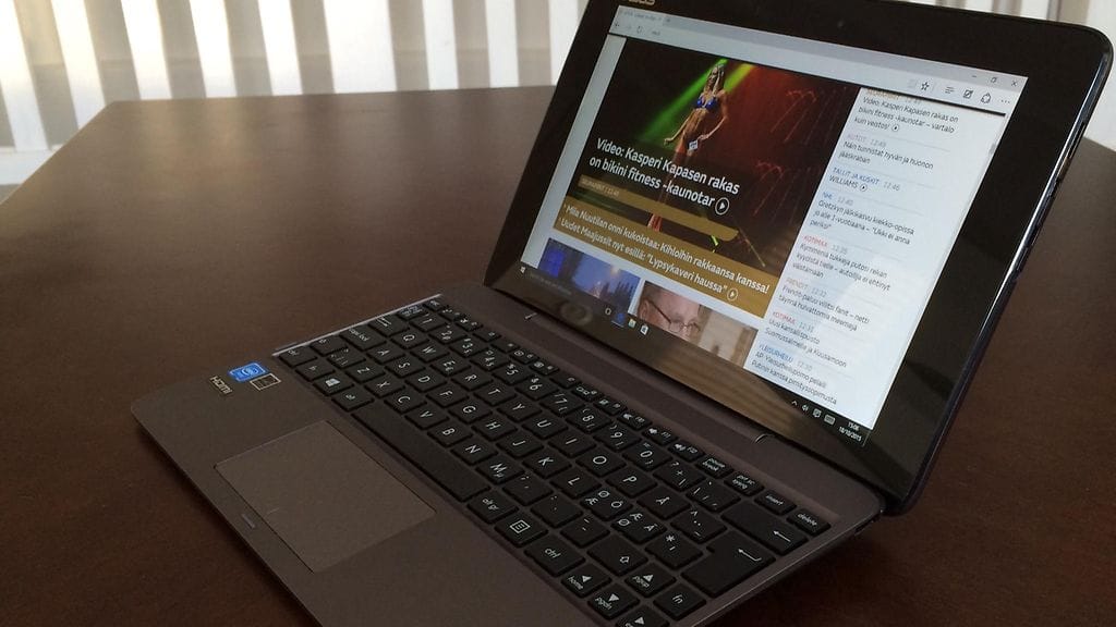 Asus Transformer Book T100HA on tyylikkään näköinen hybridilaite. Edullinen hinta näkyy kuitenkin muutamissa kohdissa.