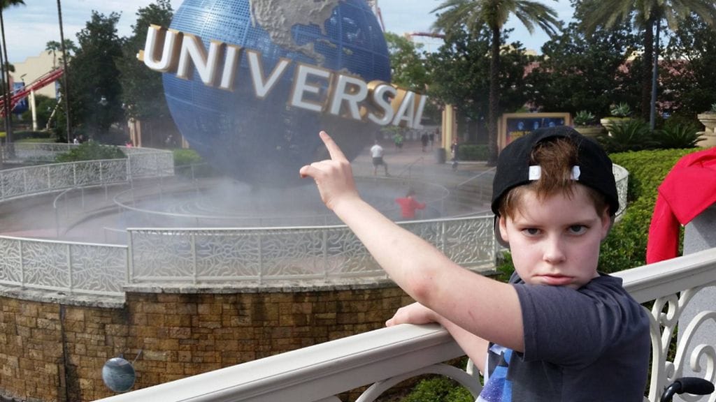 Syöpäsairas Aleksi Soini toteutti unelmansa Amerikan-matkasta. Kuva Facebookista.