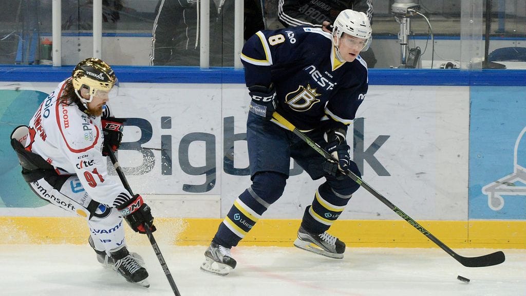 Robert Rooba ei Urheilulehden mukaan jatka Bluesissa.