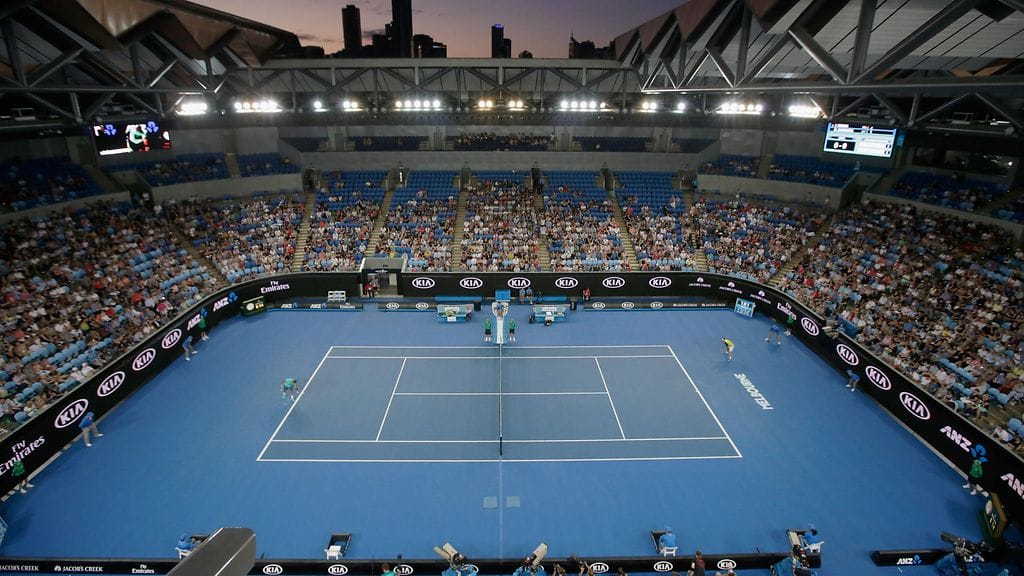 Tenniskauden ensimmäinen Grand Slam -turnaus starttasi maanantaina Melbournessa.