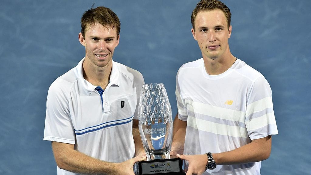 Henri Kontinen (oik.) ja australialainen John Peers olivat voitokkaita heti ensimmäisessä turnauksessaan Brisbanessa.