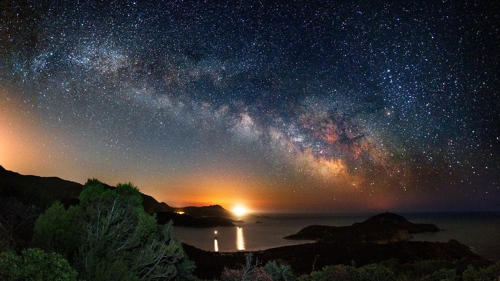 Aamuvirkkujen kannattaa olla tarkkana, sillä aurinkokuntamme kaikki viisi planeettaa näkyvät nyt yhtä aikaa taivaalla.