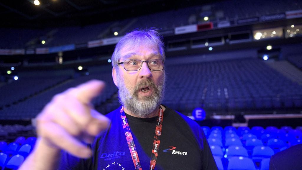 Manageri Karl Helenius.