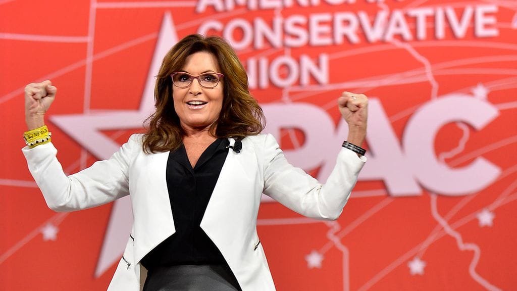 Sarah Palin on yksi poliitikoista, jotka levittivät väitettä Obaman terveydenhuoltouudistuksen tuomista ”kuoleman paneeleista”.