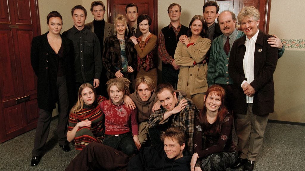 Salatut elämät alkoi 25. päivä tammikuussa vuonna 1999.