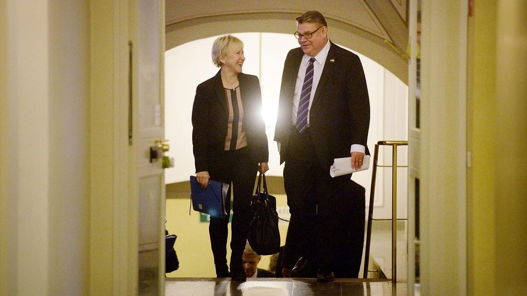 Ruotsin ulkoministeri Margot Wallström ja Suomen ulkoministeri Timo Soini ovat antaneet yhteisen lausuman rauhanvälityksestä.