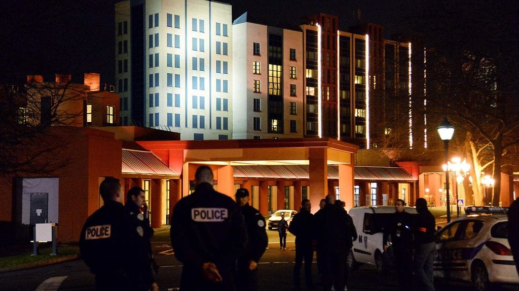 Alustavien tutkimusten mukaan vaikutti, että tapaus ei liittynyt terrorismiin.